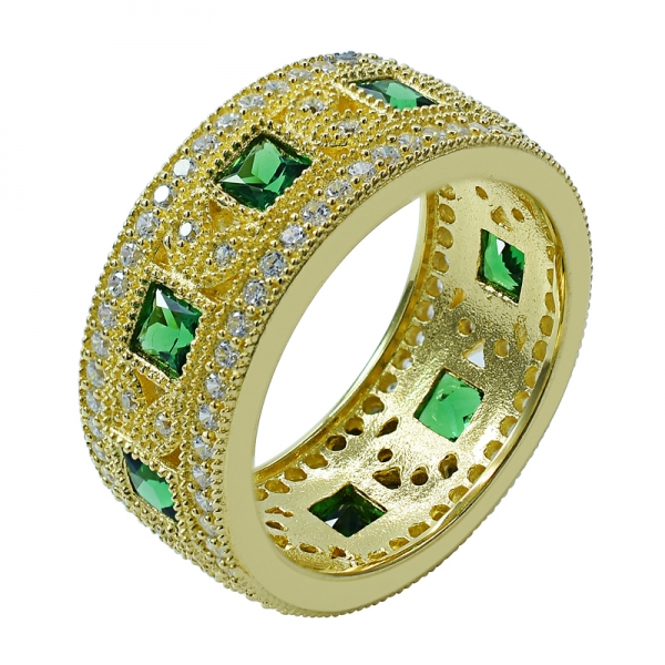 anello eternity in argento placcato oro giallo quadrato verde 