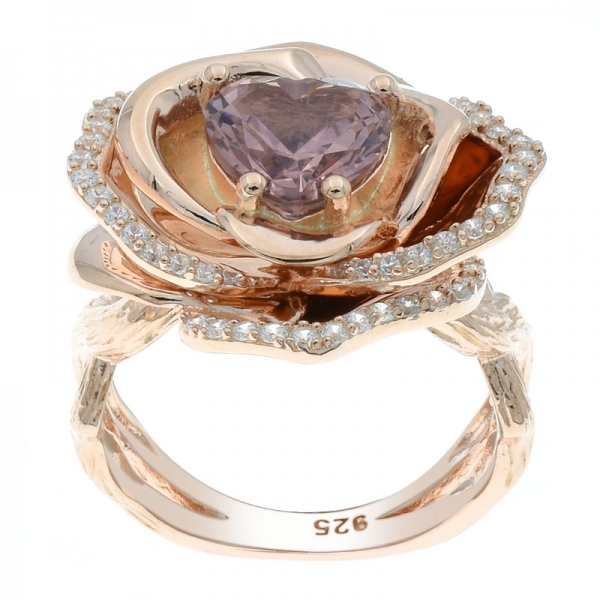 affascinante anello in argento 925 con corindone rosa 