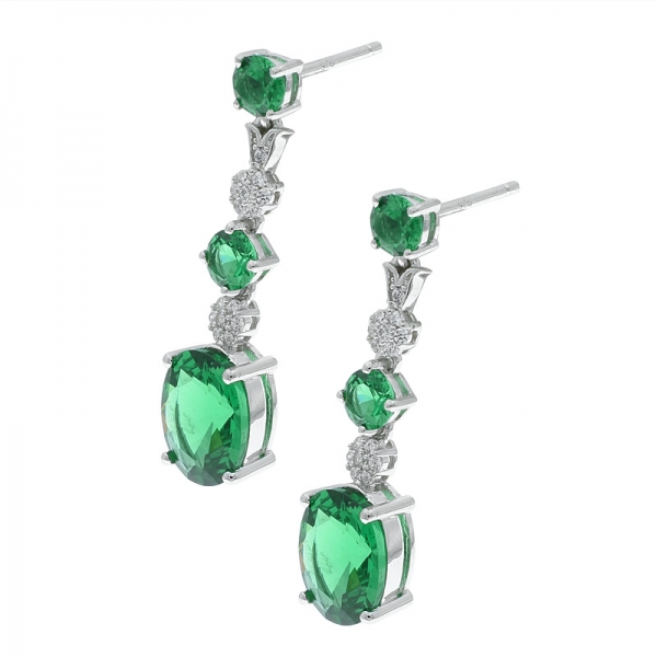 Orecchini pendenti in argento 925 con nano verde sterling 925 