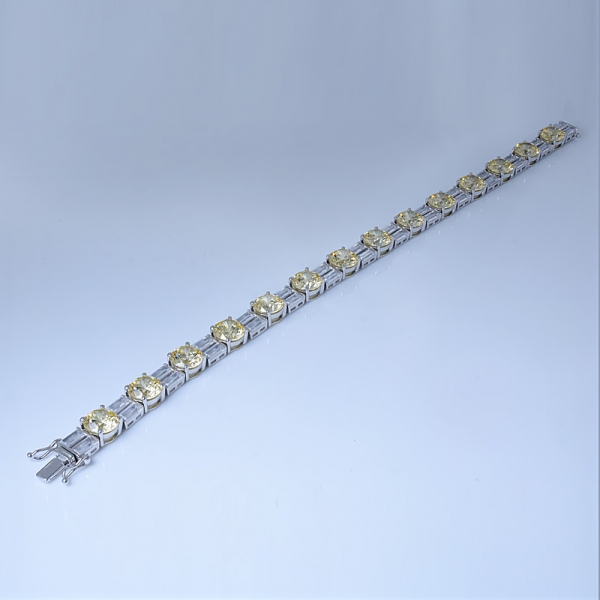 tondo simulare diamante giallo rodiato su bracciali incisi in argento sterling 