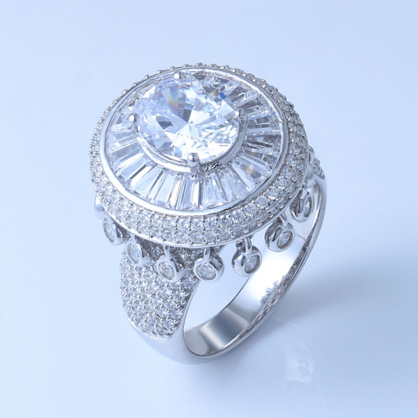 Centro di zirconi bianchi ovali con centro rodio su anelli di fidanzamento in argento sterling 