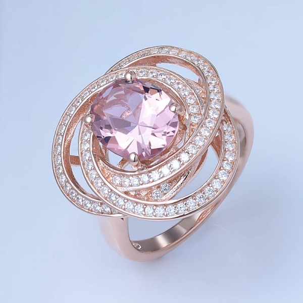 La morganite rosa ovale da 3,0 ct simula il commercio all'ingrosso di anelli in oro rosa su zirconi cubici 