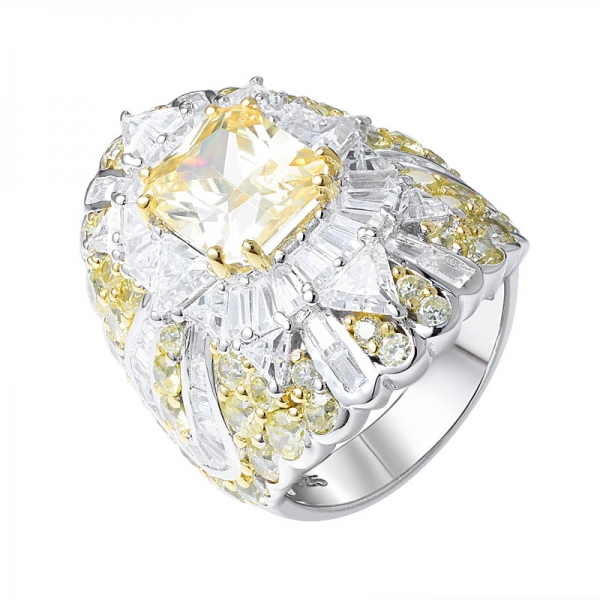 lab ha creato diamante giallo e zirconi bianchi rodiati su anello di fidanzamento 