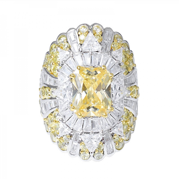 lab ha creato diamante giallo e zirconi bianchi rodiati su anello di fidanzamento 