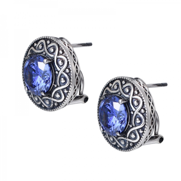 artigiano nero simulato di tanzanite blu su orecchini in argento sterling 