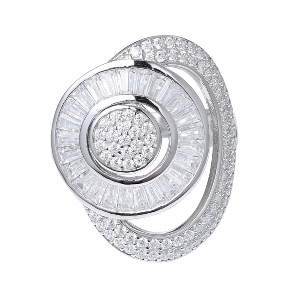 anello a fascia in argento sterling con zirconi bianchi e rodio su grappolo 