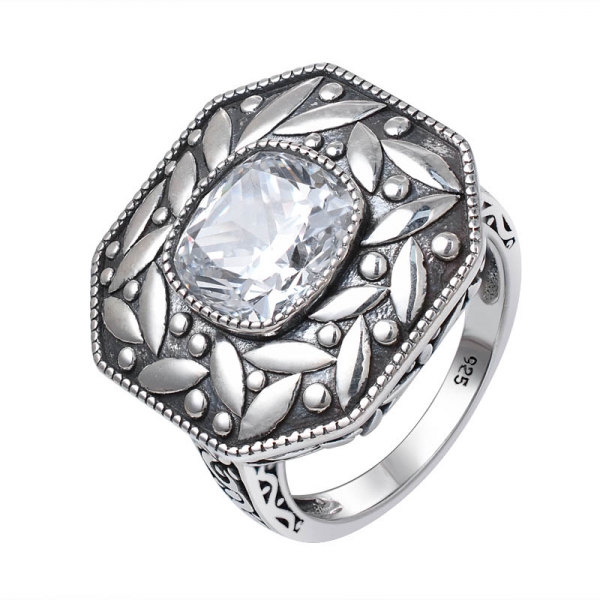 anello a fascia in argento sterling con zirconi bianchi taglio cuscino 