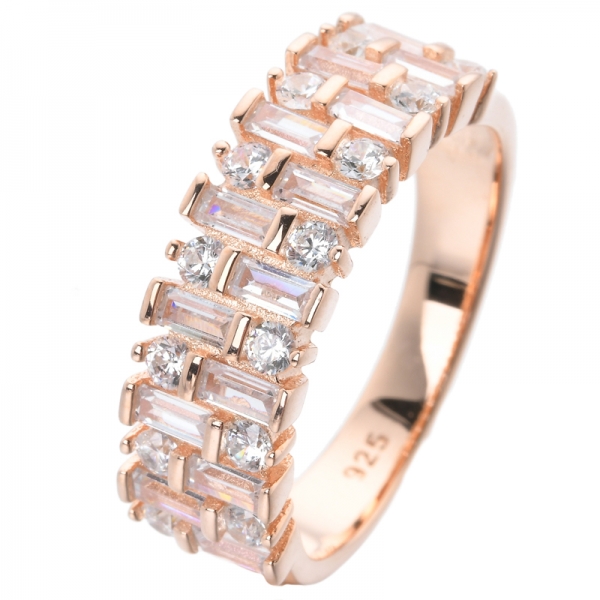Anelli per baguette alla moda con zirconi cubici per donna, anelli impilabili per fascia eternità con mezza pietra 