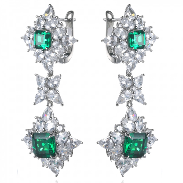 Orecchini pendenti a goccia con pietra preziosa verde smeraldo simulata da laboratorio in argento sterling
 
