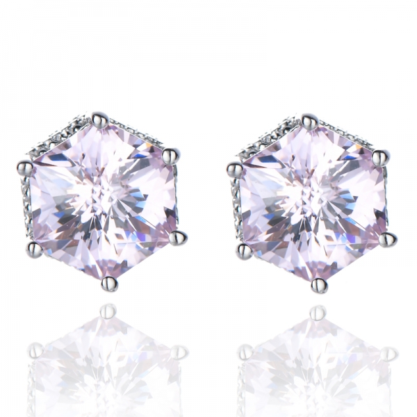 Orecchino a bottone con taglio esagonale a forma di cubo con diamante rosa chiaro fantasia in argento sterling 925
 