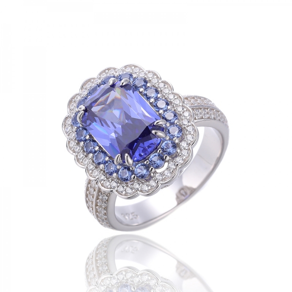 Anello in argento con tanzanite con zirconi cubici e tanzanite nano rodiato 