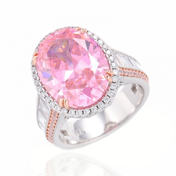 Anello in argento con zirconi cubici rosa e bianchi di forma ovale con placcatura in rodio e oro rosa 