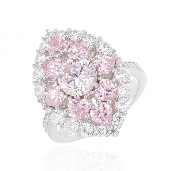 Anello in argento rodiato con diamante tondo rosa e zirconi cubici rosa a forma di cuore 