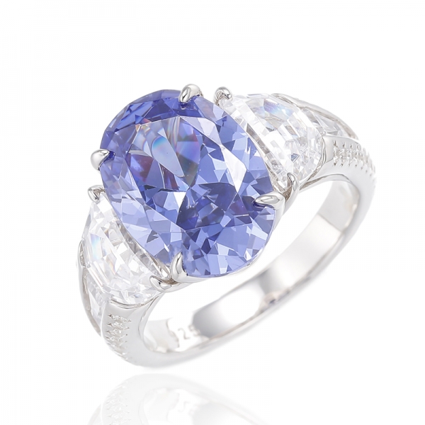 Anello in argento placcato rodio con tanzanite di forma ovale e mezza luna con zirconi bianchi 