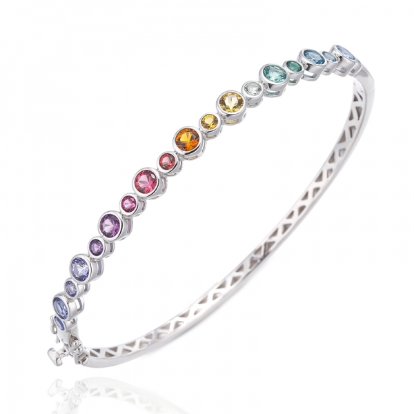 Bracciale rotondo in argento placcato rodio con zirconi cubici color arcobaleno
     