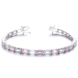 
     Bracciale in argento 925
    