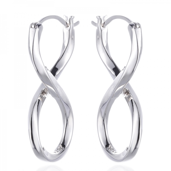 
     Orecchino in argento sterling 925 con placcatura in oro
     