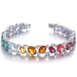 
     Bracciale in argento 925
    