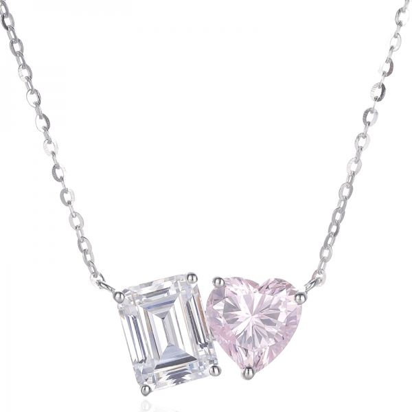 Collana in argento rodiato con zirconi bianchi a forma di cuore con diamanti rosa e smeraldo 