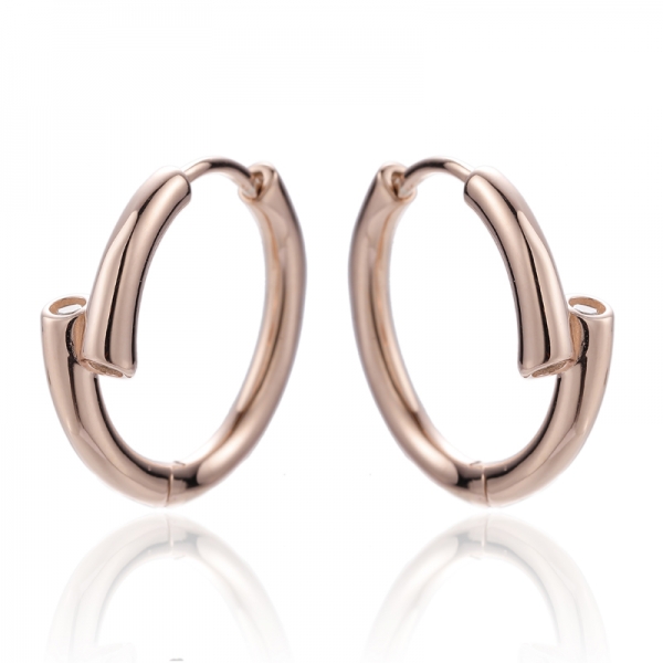 Orecchino rotondo in argento con zircone cubico bianco e placcatura in oro rosa 