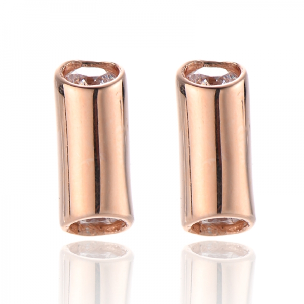 Orecchino in argento 925 con zircone cubico bianco rotondo con placcatura in oro rosa 