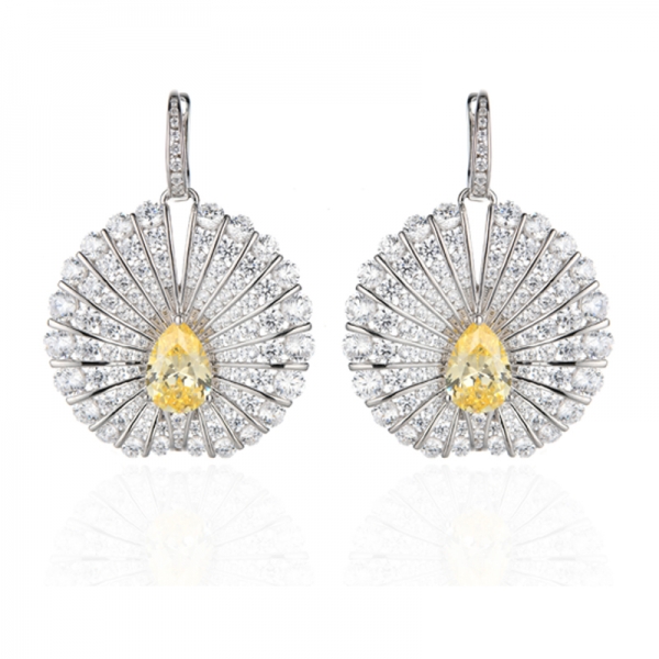 Orecchino in argento rodiato con tanzanite a forma di pera e zircone cubico bianco rotondo 