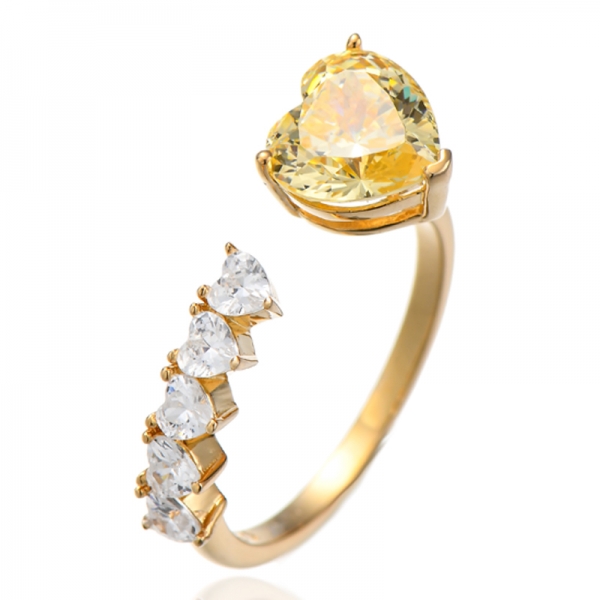 Anello in argento con morganite nano a forma di cuore e zircone cubico bianco con placcatura in oro rosa 
