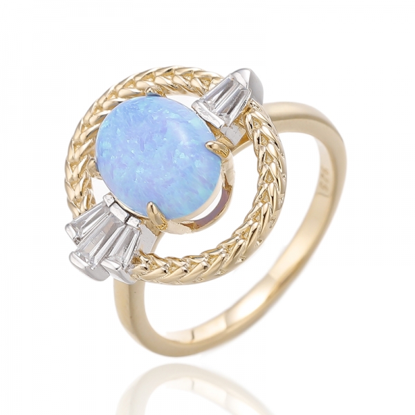 Anello in argento con opale ovale e zircone cubico bianco affusolato con placcatura bicolore 