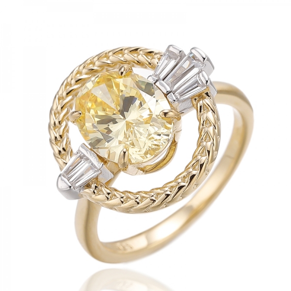 Anello in argento con opale ovale e zircone cubico bianco affusolato con placcatura bicolore 