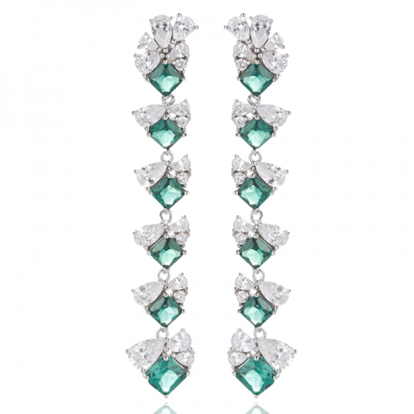 Orecchino in argento rodiato con zircone cubico bianco a forma di pera e ottagono verde nano 